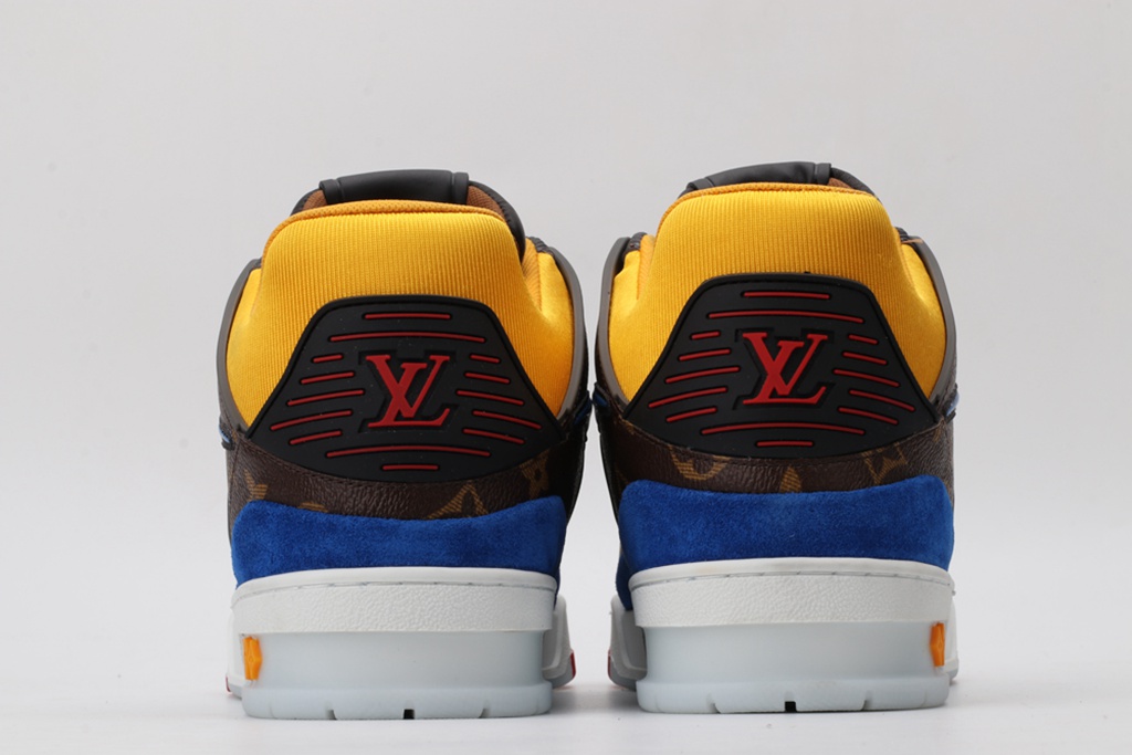 L*V SNEAKER